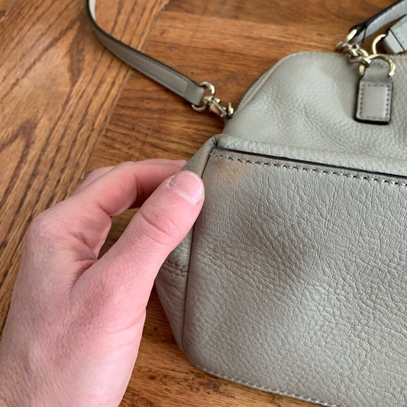 Kate Spade Designer Classic Beige Crossover Leather Bag - Picture 4 of 11